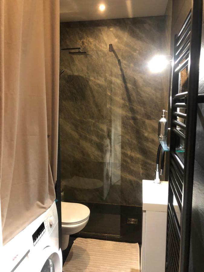 En Plein Coeur De Vieille Apartamento